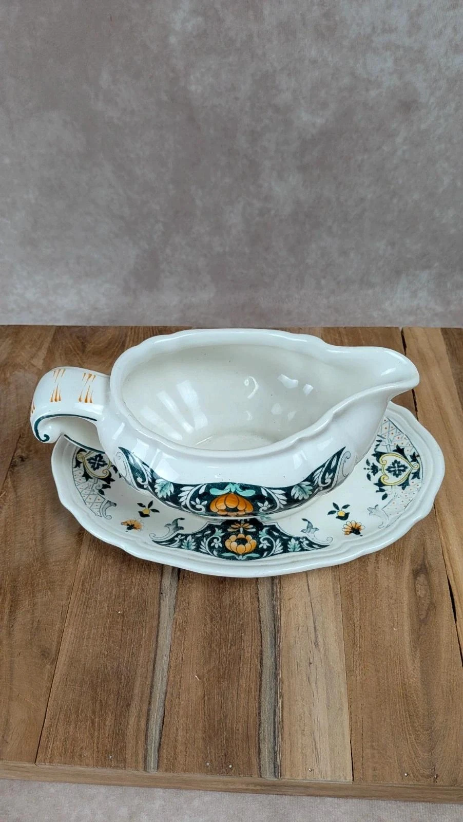 Longchamp vintage floral decorated sauce boat + saucer – photo 2